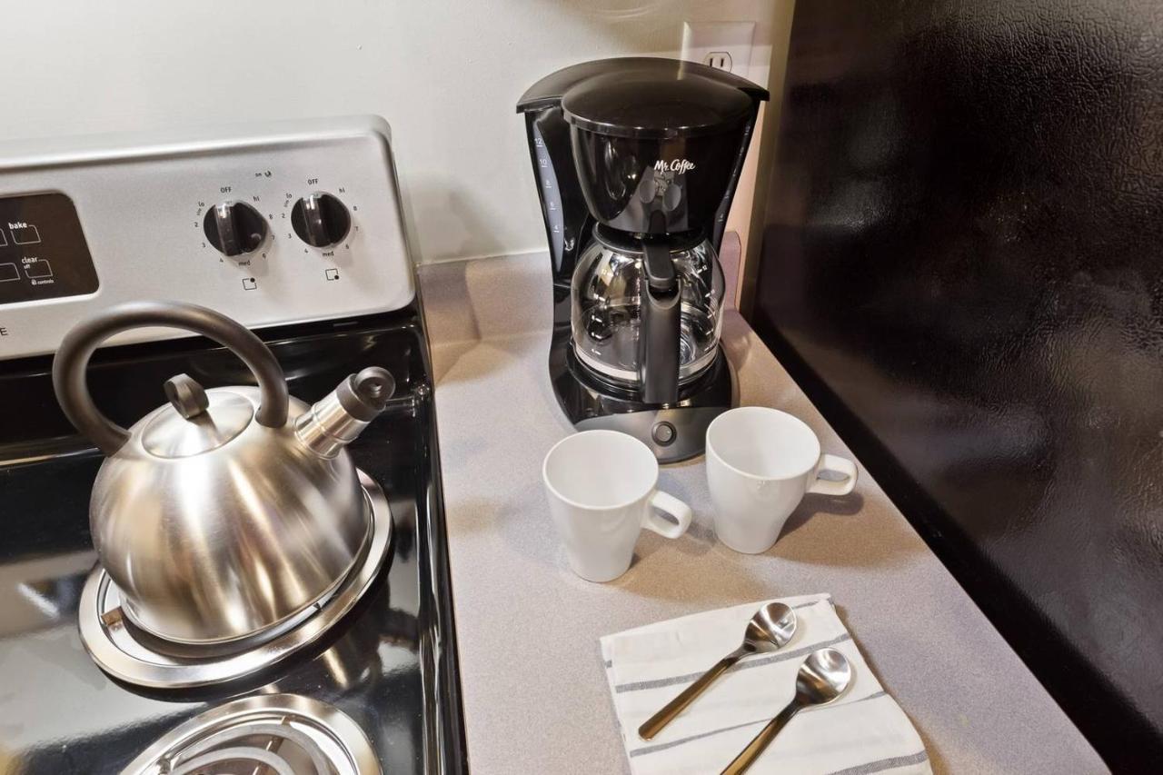 Trifecta Historic Brick 2Br Getaway Superhost Leilighet Durham Rom bilde