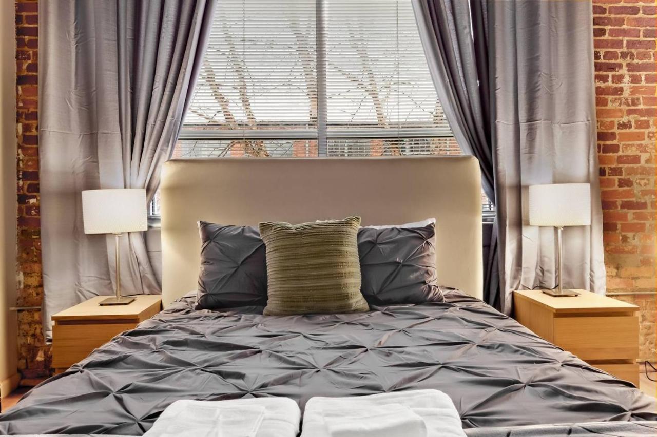 Trifecta Historic Brick 2Br Getaway Superhost Leilighet Durham Rom bilde