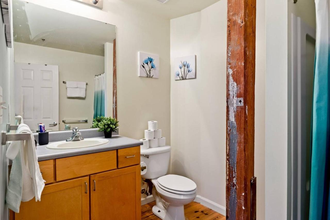 Trifecta Historic Brick 2Br Getaway Superhost Leilighet Durham Eksteriør bilde