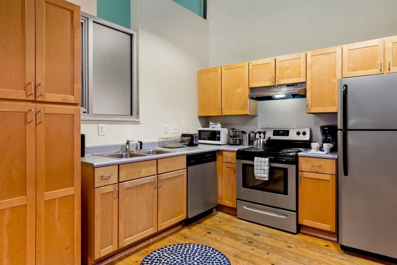Trifecta Historic Brick 2Br Getaway Superhost Leilighet Durham Eksteriør bilde